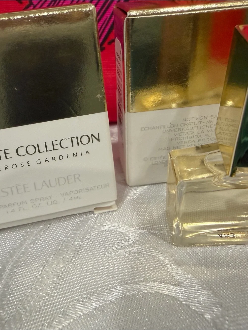 Estee Lauder Red Tassel Cosmetic Pouch & (3 )0.14 oz Tuberose Gardenia Parfum